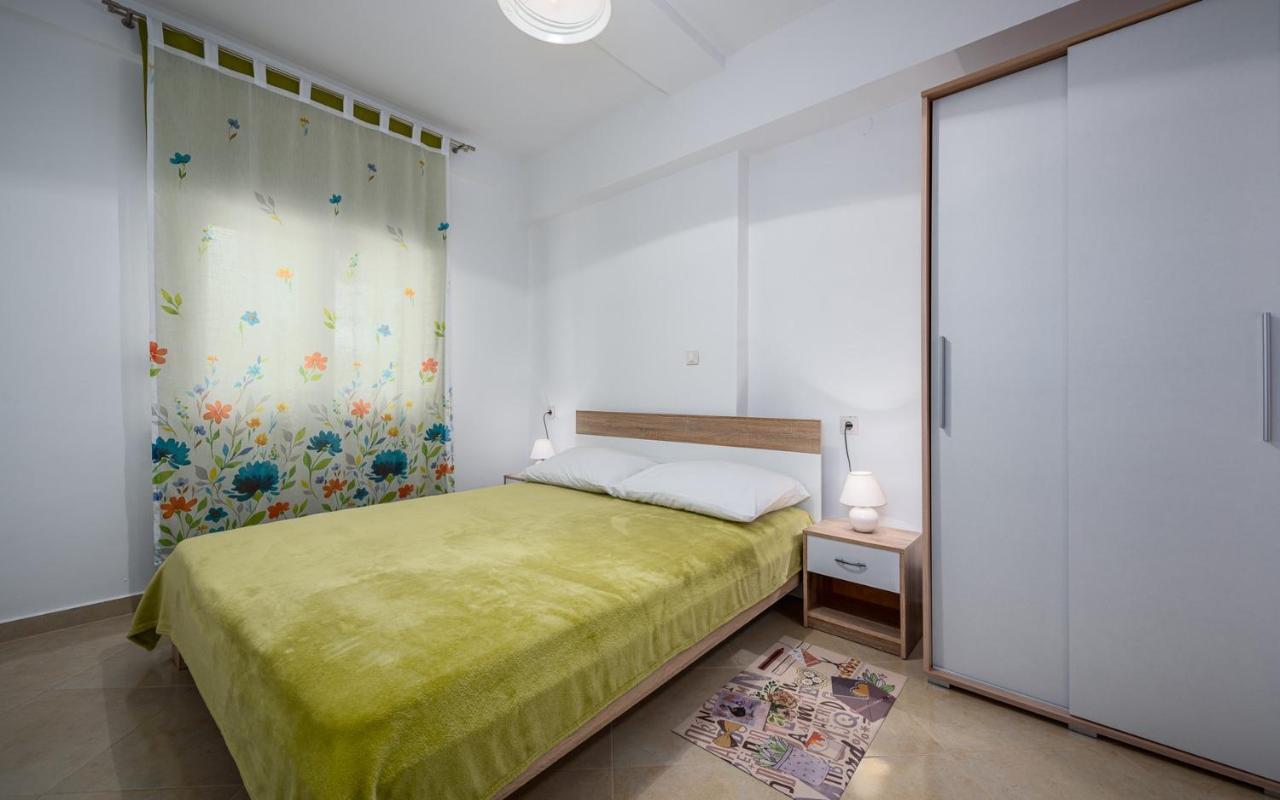 The Willow Garden Apartment House Marčana Kültér fotó